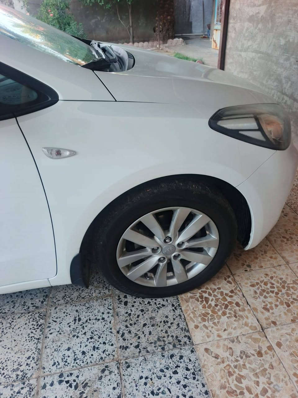 السلام عليكم
للبيع كيا سيراتو موديل ٢٠١٣ الشكل الحديث السياره جاهزه ع اخر حبايه نضيفه بشكل كير محرك صدر تايرات كله جديد رقم صلاح الدين دولي شرط التحويل ٥ويل كب السياره بيه بارد فقط بلباب لوره العبري السياره مال جناي ماشيه ٢٤٠الف السعر ١١٢وبيها مجال للاستفسار الاتصال على الرقم *********** حمزه الدليمي
