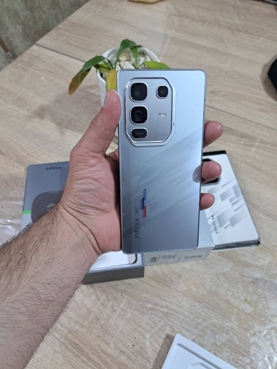 INFINIX NOTE 50 PRO PLUS 5G 

 نرخى 350  هه زار 
زاكيره 256  رام 12 خاوينى 99%  كه م به كارهاتووه 
كامل  ئه شيا بي عه يب  و نه كراوه به زه مان 2رؤژ  گه ياندن هه يه 
***********
--------------------------------------------------
INFINIX NOTE 50 PRO PLUS 5G 

سعره 350 الف 
ذاكره 256  رام 12  نظافه 99 %  مستخدم قليل 
 غراضه كامل مابيه عيب خطين  و مامفتوح  بضمان يومين الفحص
متوفر توصيل
***********
***********
