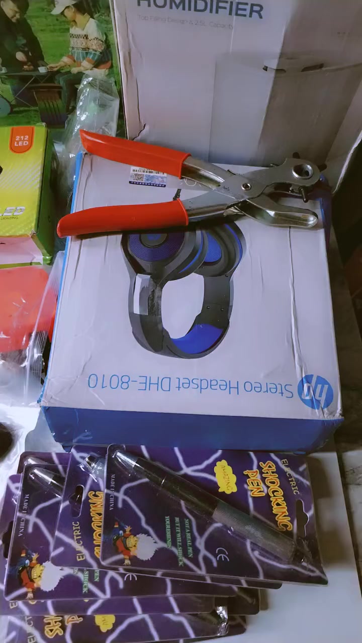 مجموعه الكترونيات كلهن شغالات بس مينباعن يمي لان كروبي بس بنات ف ابيعهن شلعه شباب الي يبثون تفيدكم
ساعات لمس ثنين جوستكات ثنين دلاكه سماعات مرايه سيارة طبله سفري مبخرة جبيرة غلايه شاحن ساعات مضخم صوت منفاخ شاحن موبايل ايربود ساعه ثلاثي وهواي بعد شغلات انطي سعر الي يرضي الله وبلعافيه


**إذا كنت صاحب هذا الإعلان وتريد حذفه لأي سبب، رجاءا أرسل رسالة إلى الدعم الفني**