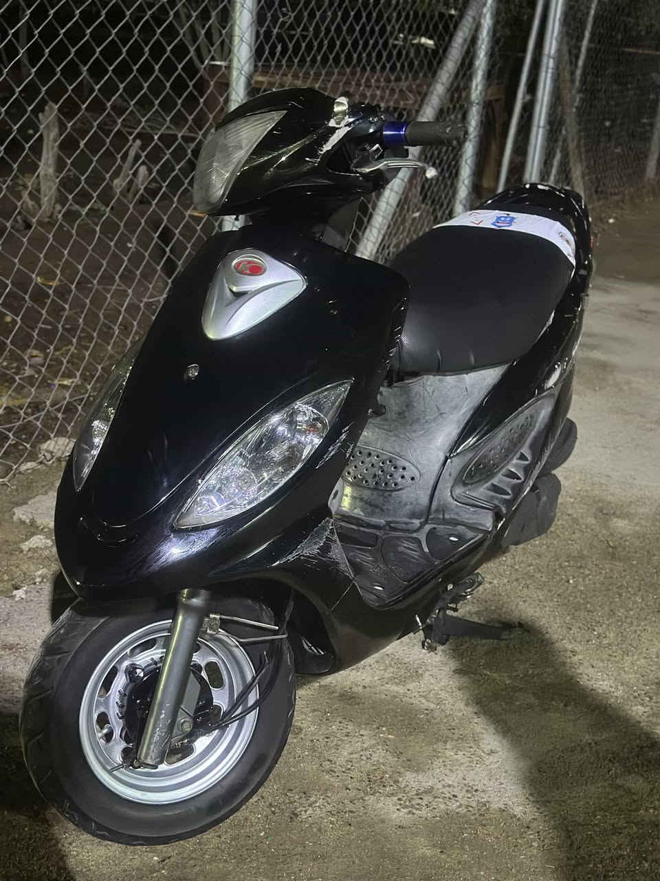 السلام عليكم كامكو V2 نثيه مكفوله كفاله عامه شرط الفحص لايت زنون بك كرستال كلب بومه مكاني الرفاعي التفيج السعر ٧٥٠ وبيه مجال للتواصل ***********
