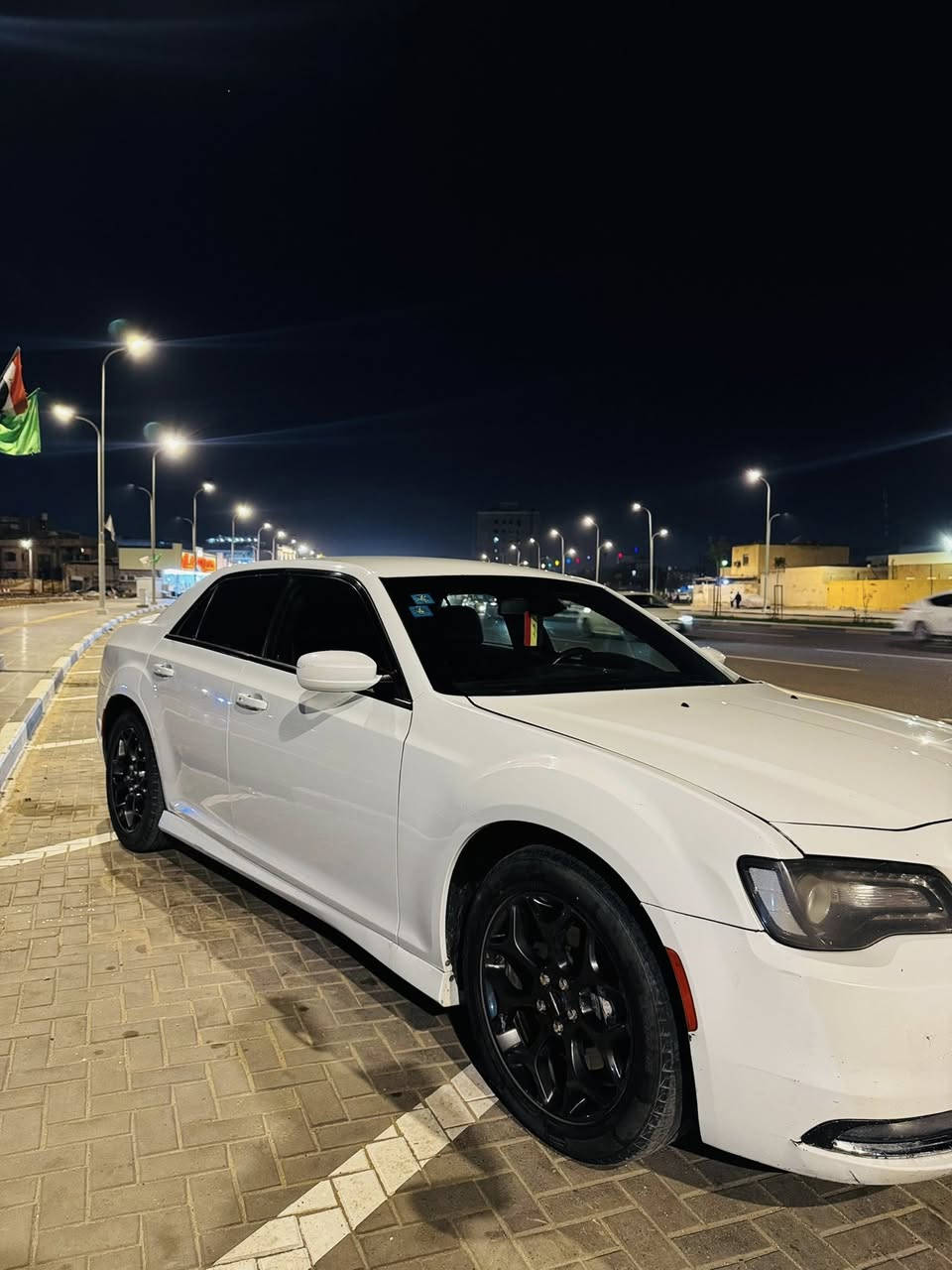 اوباما  S
2019 اصل
وارد امريكي
فورويل وملغي 
فول مواصفات عدا الفتحة ورادر
رقم بصرة باسمي 
مكينة كير كفالة 3600
رقم بصرة الجديد باسمي 
سيارة جاهزة تخم تاير جديد يراد الها ترتيب في حدادة امامية
بيها حادث بامريكا موجود صور التقرير 
رايدها ب 178 وبيها مجال بسيط 
موقعي البصرة
لأستفسار الاتصال على الرقم
***********
