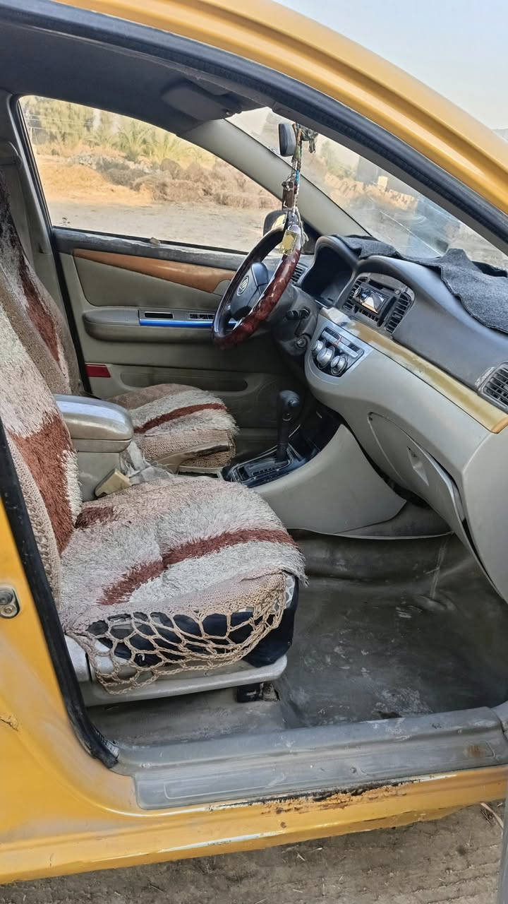 السلا عليكم سياره ليفان موديل ١١ مكينه وحداديه خير من الله رقم بغداد سكن ديوانيه  السعر ١٣ رقم الهاتف *********** الشراي يتصل
