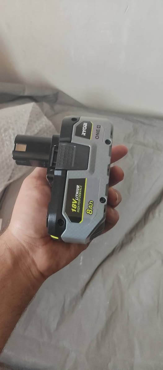 بطارية بهذا شكل


**إذا كنت صاحب هذا الإعلان وتريد حذفه لأي سبب، رجاءا أرسل رسالة إلى الدعم الفني**