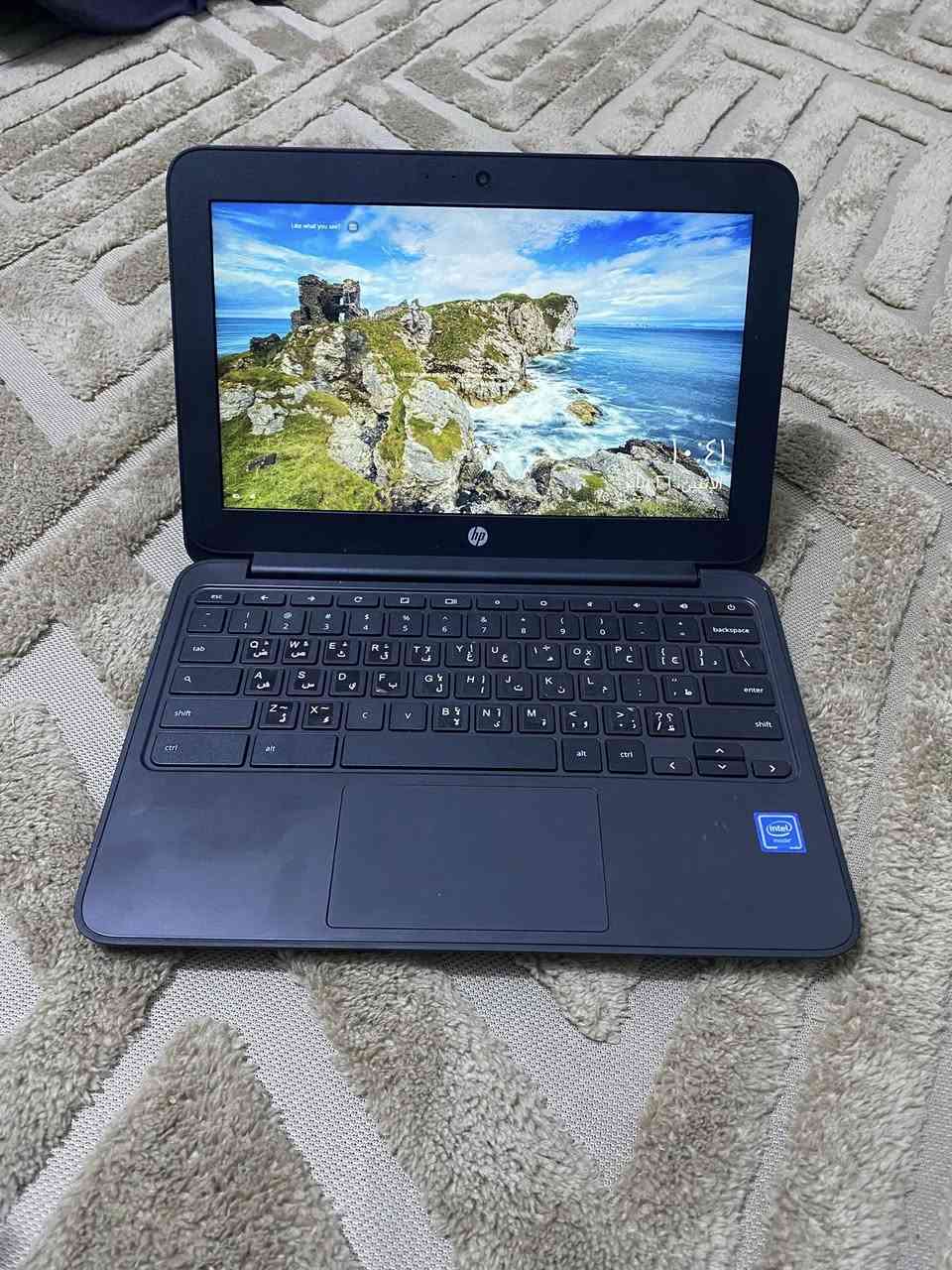 سلام عليكم حاسبة للبيع hP نظافة 100 بل 100 وياها شاحنا كاملاة مابيها نقص شراي يتصل ويدلل***********
