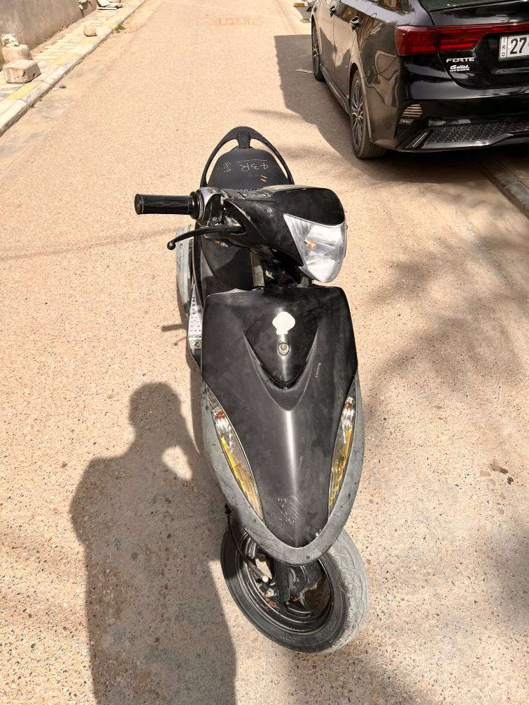 سلام عليكم ماكس عدله للبيع مفتوحه 50 بلاد دراجه تخبل شلعه ومعدل فول. ملاح واحد وكفر بلاد وبيه تزويد صالنصه ودبل خلفي اصلي كهربائياته كامله كله بلادي (سعره 700) ستفسار اكثر ***********
