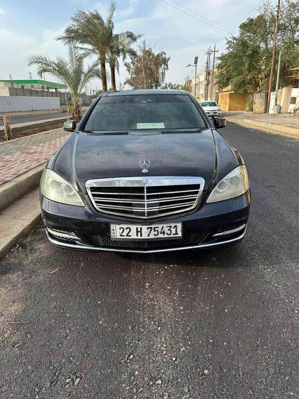 مارسيديس بينز S350 
Vip
موديل 2011 المانيا مع 5 بردات خلفية
رقم اربيل الجديد
 بدون ضرر
كفاله عامه ..
من صبغ وكير ومحرك وتبريد
      
المواصفات
ماشيه 240 الف كيلو حقيقي قابل للزيادة 
محرك V6 و كير 7 نمر مكفولات
تبريد قطعتين
ناظور ليلي
كروز سرعة مع تحديد المسافة مع السيارة الامامية و تقلل السرعة بشكل تلقائي
أبواب شفط
صندوق شفط
بانوراما
ستيرن كهرباء
حساسات امامية خلفية
انارات ترحيب
مري شفط
شاشة اعطال
ويل 20 اصلي
داخل عسلي 
لايت زينون
كشنات امامية تبريد و تدفئة
وضعيات قيادة سبورت و عادي
شفتات بالستيرن 
نظام تعليق جوبلس + تحكم بارتفاع  
مكان السياره بغداد 
للاستفسار *********** بغداد, العراق
