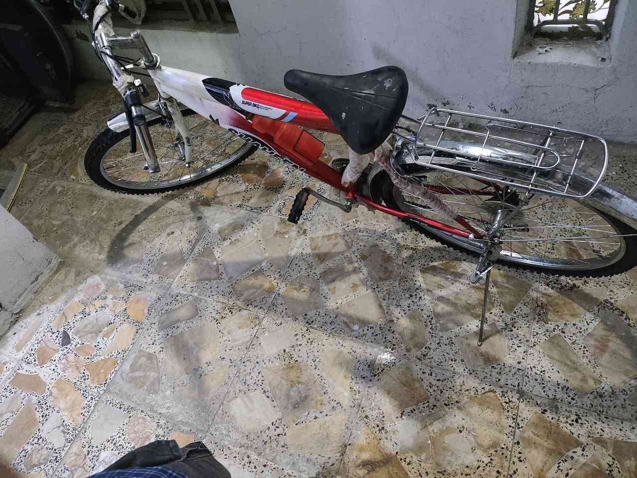 لللبيع ياباني 
شد جديد 
السعر 80وبي مجال 
مكان نجف 
للاستفسار 
***********
