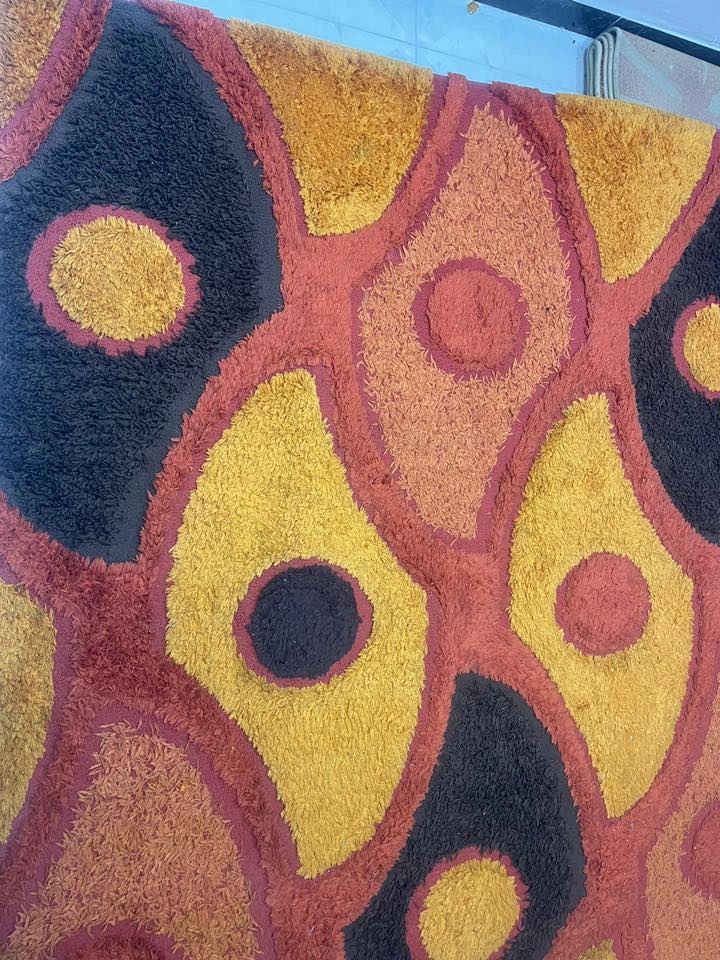 غراض للبيع تواصل ***********
