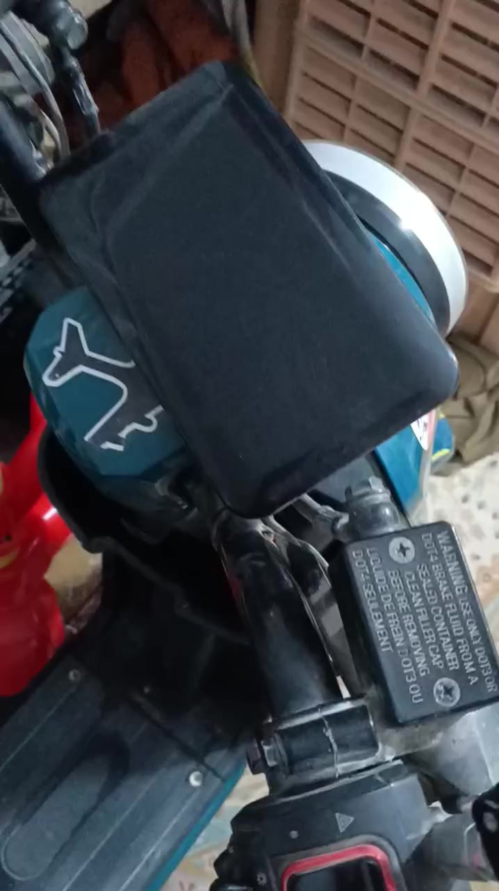 للبيع R9 شرط الفحص تشغيل سويج مع كارت كربلاء حي البلديه *********** سعر 350
