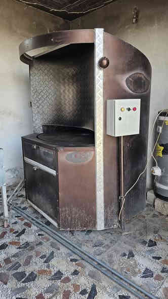 سلام عليكم متاح فرن دوار وسله و ٣٤ تخته مكاني برطله السعر ٨٥٠ الف
***********
