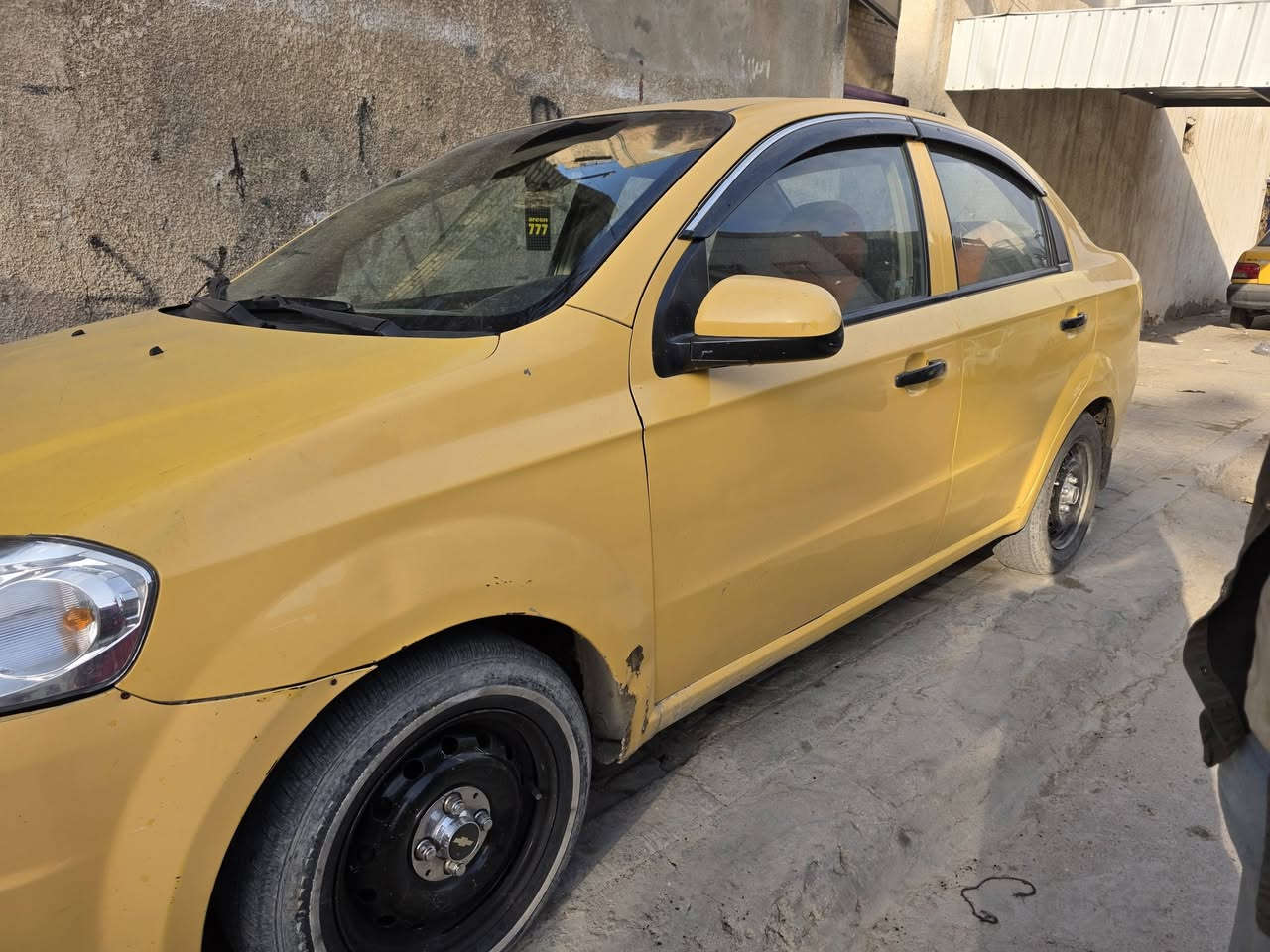 السلام عليكم سياره افيو للبيع وارد خليجي السياره جاهزه نقص كير اتصال على الرقم *********** وارد خليجي السعر 53 بيه مجال
