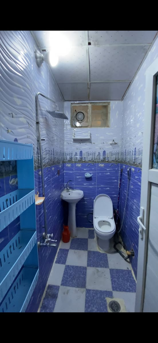 طابق ارضي و اول (للعوائل فقط)
الموقع: الاعظمية-شارع ٢٠-السده
التفاصيل : (غرف نوم عدد ٢ + صاله مفصولة + مطبخ + خدمات) 

الايجار : ٥٠٠ الف فقط 

للاستفسار : ***********
