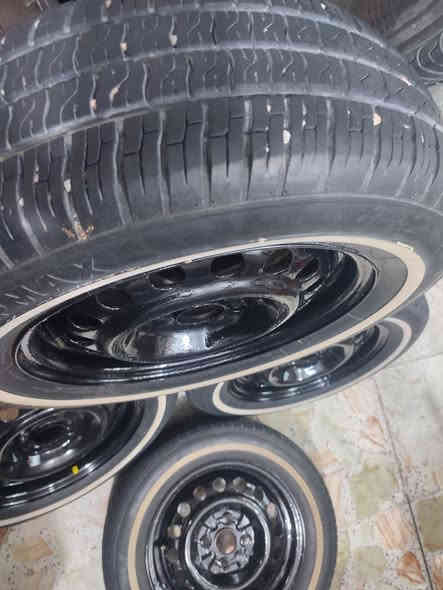 تخم ويل حديد كوري الاصلي ابو الختم حجم 14شرط الفحص بلبلنص لاعواج ولاتصليح مصبوغ فول نضافه يرهم كيه ريو أو اكسنت أو كورله قديم مع تخم تاير حجم 14.65.185ابو الخطه نضافه فوك 70بلميه بيع او مراوس السعر 200مكانق نجف مكتب الرشيد ***********
