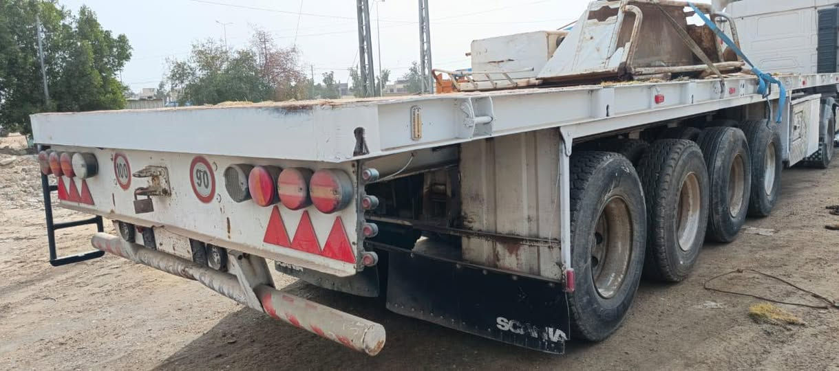 عربانه للبيع حداديه اربع دناكير للستفسارنصل عله رقم ***********
