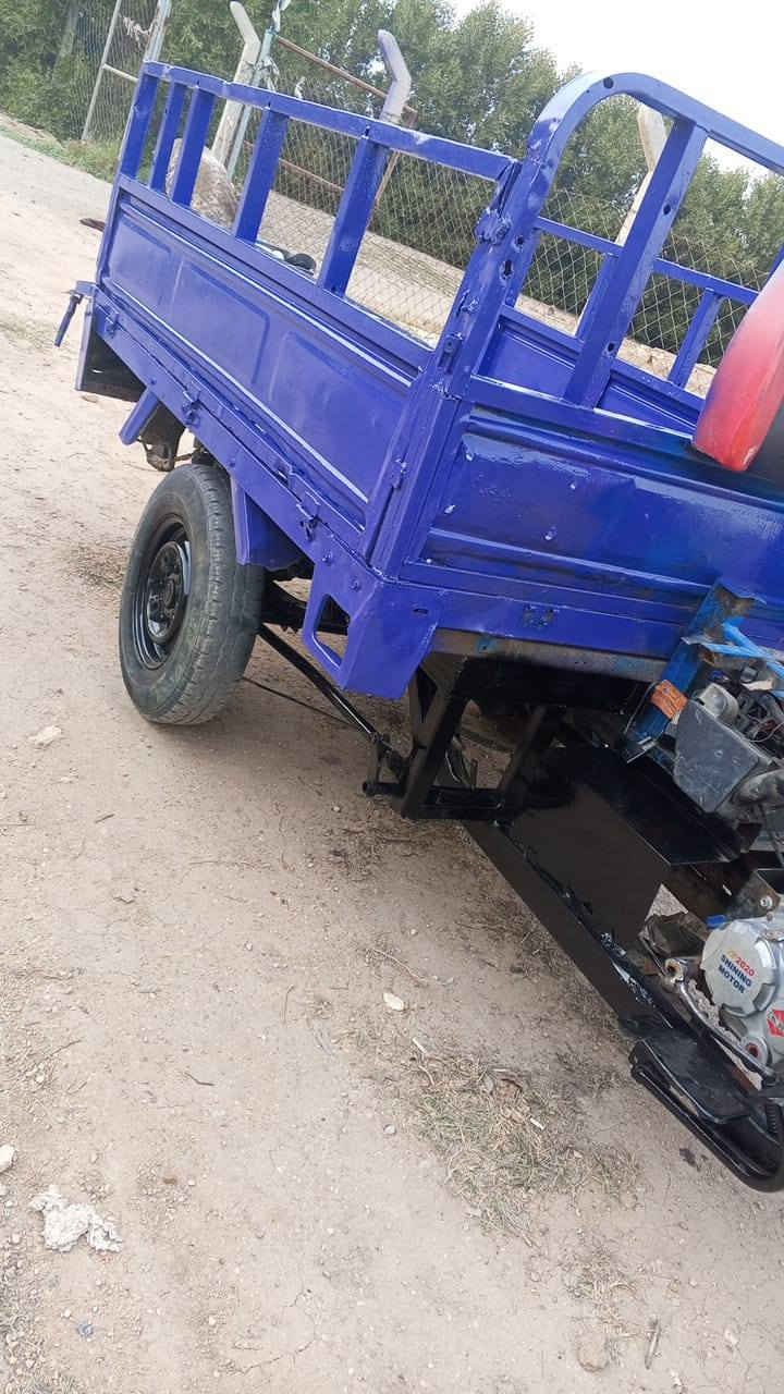 اسلام عليكم من رخصه مدير الكروب ستوته البيع مديل ١٤ بدون أوراق نظافته خير من الله صبغ جديد ركبته سليمه بدون الحيم السعر ٨٥٠ وبيه مجال مكانه بابل المحاويل ناحيه الامام قريه العباره رقم الهاتف ***********
