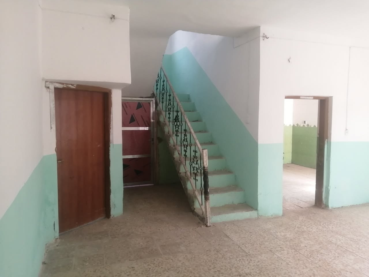 اللهم صل على محمد وال محمد

الدار للبيع (بيع مستعجل)

دار زراعي 290 متر

السعر 40

الاتصال على الرقم ***********

حي الفرات قرب الملعب مجاور السكلة
