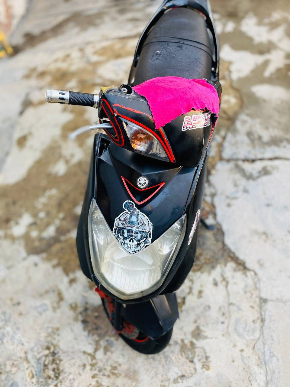 السلام عليكم سكنس فحل كابريتر دراجه خير من الله كرهربائيات شغاله سلف هندر مكينه بلادي على الفحص دراجه كامله مكمله للتفصيل اكثر *********** عنواني بغداد الشعب حي اور سعرها ٤٧٥ وبيها مجال
