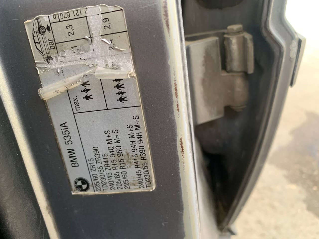 الحلال للبيع فقط بدون مراوس 535 اصل موديل 1991سياره ع بلاد بدون صبغ ومعجون وطخه وضربه نهائياً تخم تاير جديد ويل خليه لبلادي رقم بغداد انكليزي بسمي شخصياً سنويه ل28 تحويل مباشر كشن جلد كهرباء حته تجاوي منضومت زنون تبريد شرط اذا مو بخار يطلع من دكت مو قبول سياره مكينه جديده شادلها طك فلين بطن المكينه ذهبي شرط حداديه جديده خلفي امامي بل220 تهد ستيرن عليها اكسل بل140 رون 2 سياره بيه نشاط اقلاع من كد نشاط لبيها حته لS مالص فيشتها سياره مديومه من بلكات من منضومة بانزين من مجاول من مصطره بانزين من كل النواحي سياره مختصر الكلام بلاديه ؟ اناره داخليه لد سماعات مضخم 12 سماعه سلايت حته من تقفل ينسد الجام ولسلايت لبلاد مالتها شغال ؟داخل صاج غرفتها بلاديه وجديده جداً واكو امور بعد ماذكرتها ماريد اطيل عليكم بلعافيه ع ياخذها سياره مناسبه ومصروف عليها بمعنه الكلمه الدعاميات mلماميه ولخلفيه ول مري m ؟ السعر 67 وبيه مجال جداً بصيط العنوان بابل *********** علماً الدعاميه موجوده اني فاتحها جماليه فقط
