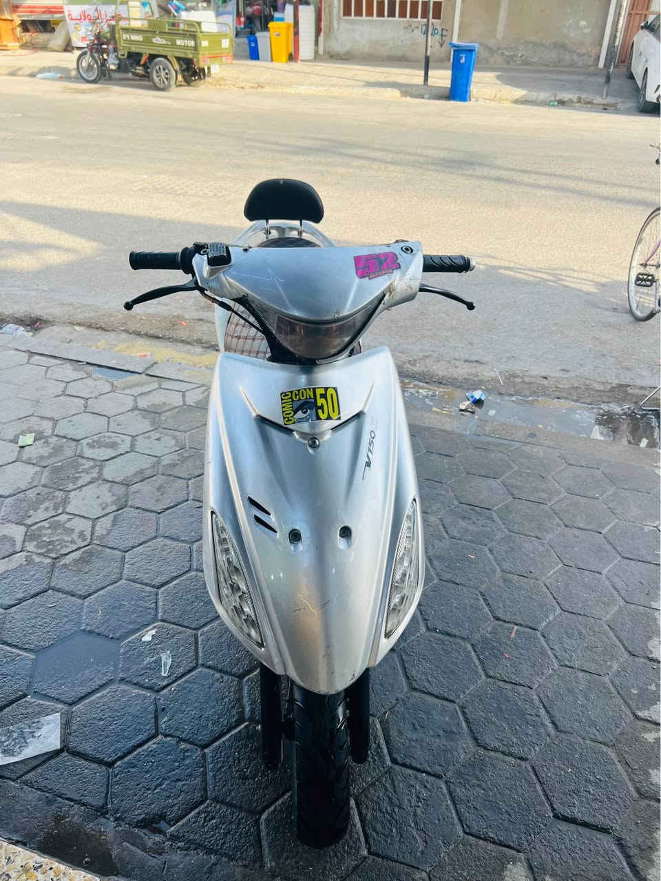 دراجه حلوه ونضيفه لبيع مكاني نجف حي وفاء هذا رقمي *********** النجف, العراق
