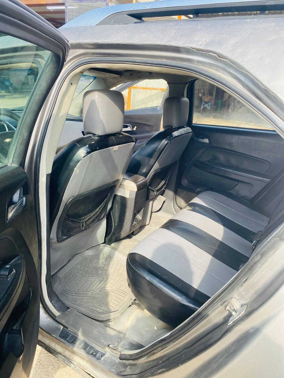 سيارة كوينكس موديل ٢٠١٠
سيارة جاهزة محرك حدادية گير دواخل جديدة بأسمي تحويل مباشر ثاني يوم 
السعر ٧٠ورقه وبي مجال للشراي
للاستفسار الاتصال ع الرقم التالي 
‏‪***********‬‏
