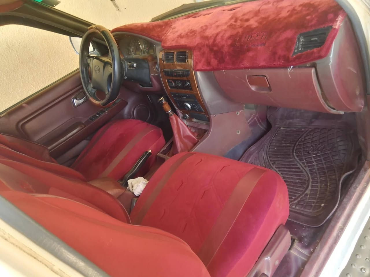 بيكم دير موديل 2009 رقم نينوى دوالي هزه جديد كير شرط محرك بديه صرف قفل مركزي جامات كهربائية طخم تايرات جديد  شرط تبريد تدفئة ويل كل صبغ أقل الحزام بدون ضرار جماليه  مكان موصل حي سومر 
*********** واتساب
***********
