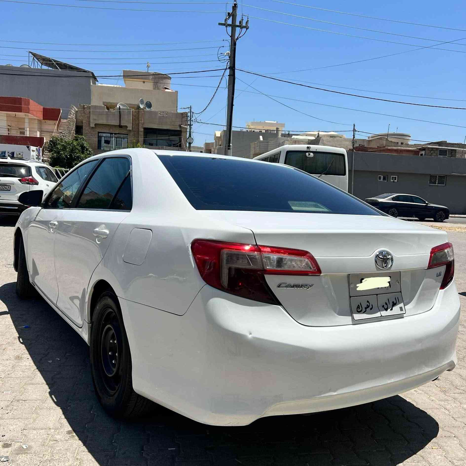 كامري ٢٠١٢ 
٣ قطعة صبغ 
مكينة و گير ب شه رت ١٠٠٪؜
٤ تاير جديد 
تبريد شغال 
شاشة كامرة 
٩ وه ره قه غرامه 
سعر ١٢٠ و مجال 

*********** زاخو, دهوك
