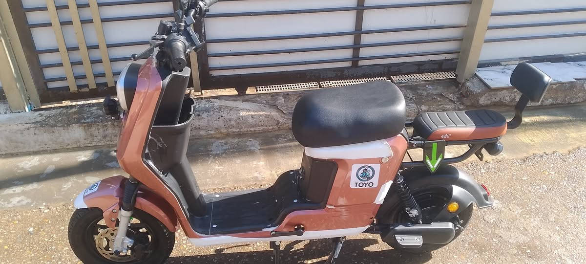 دراجة اف16للبيع موديل 2025
5بطاريات دبلل

ملفها2000واط حقيقي

4نمر سرع الاقصه109

شاشة حديثة وكبيرة تحدد الأعطال

لايت عالي ناصي ودبل اشاير 

بلوتوث 

بيها سويجين  وبصمتين تشغيل عن بعد 

بيه كسر اثني موضح بل صوره

الدراجة كلش كلش نضيفة استعمال شهر ماماشية السعر$500

بيها مجال العنوان بغداد  جسر اديالى باب الشيخ تواصل خاص أو رقم 
***********
