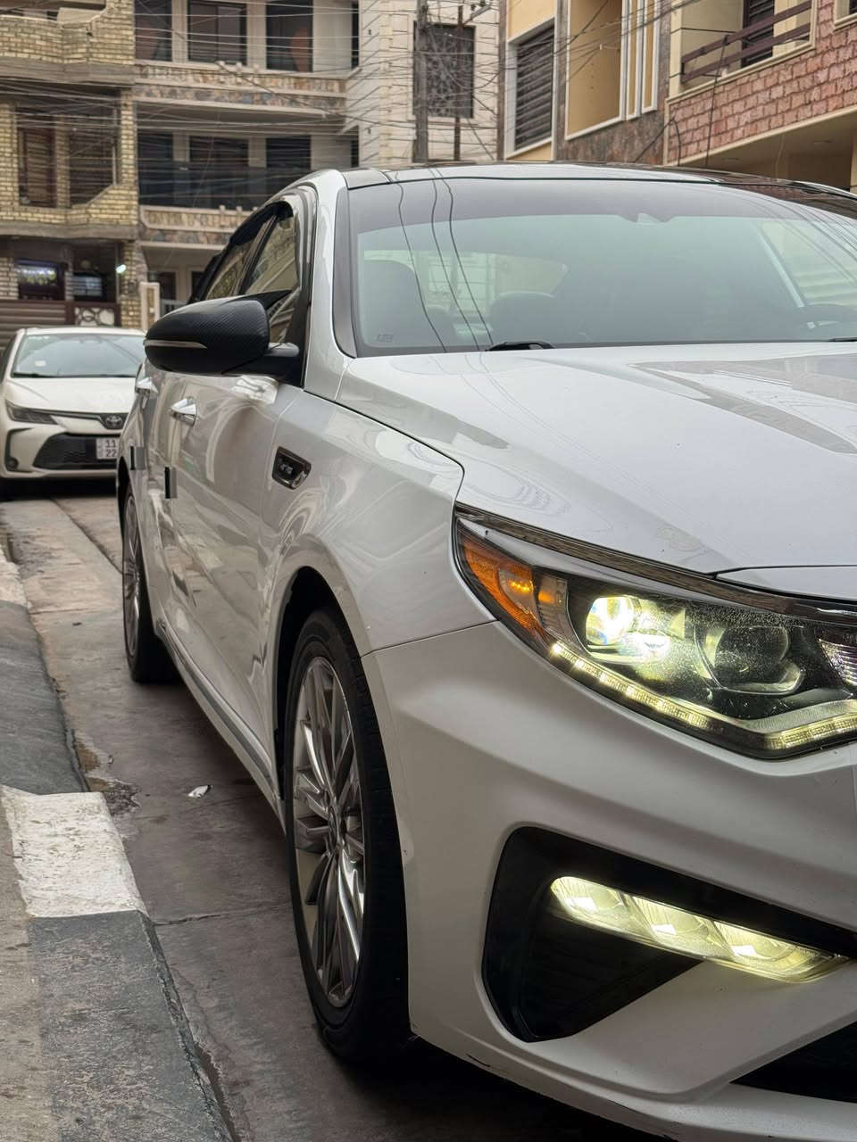 السلام عليكم
للبيع KiA OPTIMA SXL 2019 أعلى فئة VIP السيارة حادثها الجاملغ الامامي فقط والجاملغ موجود بدون دواخل ولغود شواصي كفالة عامة بدون ارباك ماشية58 ميل السيارة جديدة وحلوة كلش ونظيفة وميحتاجلها صرف كير و محرك وتبريد كفالة محرك 2000 تيربو ومنزل صور السونار
مواصفات
بنراما
بصمة
جنطة ذكية
مري شفط
مري قلاب مع البك
رادار امامي
توقف ذاتي
قيادة الية
تحديد مسار
اربع كامرات 360 درجة
نقطة عمياء
حساسات خلفية
اربعة انظمة قيادة
Comfort-Eco-sport-smart
لدات بدشبول والابواب بلادي متغير
كشنات جلد تدفئة تبريد وخلفي تدفئةكشنات كهرباء الامامي
دركة Dتدفئة ستيرن
سماعات هارمن كاردن 12 سماعة
تبريد قطعتين
بردات خلفي بلادي
لمعرفة السعر اتصل وتدلل
بغداد حي الجهاد ***********
