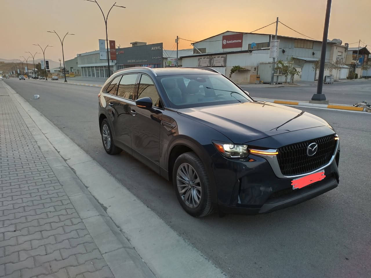 سڵاو،مازدای cx90 مۆدیل 2024 بۆ فرۆشتن 22 مایل ڕۆشتووە زۆر پاک و جوانە یەک پارچەو نیو بۆیاخە بێ ناو گرتن پێش و پشتی کەپسە ،ڕەقەم سلێمانی هی ماڵی خۆمانە و سعری لە خوار مەعرەزە ،مەکینەی شەش بستۆنی 3.3 تۆربۆی نیو هایبرێد دەبڵ ئەکسل مواسەفاتی زۆرە و سێ ڕیز کوشنە...***********
