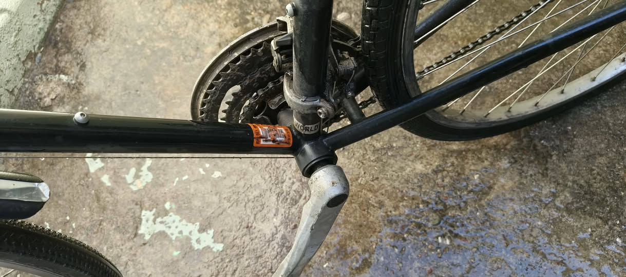 دراجة SHIMANO للبيع حجم 26 

نقص: وكافيه وتايرات 

معها: قفل ومنفاخ 

للتواصل على الرقم ***********
