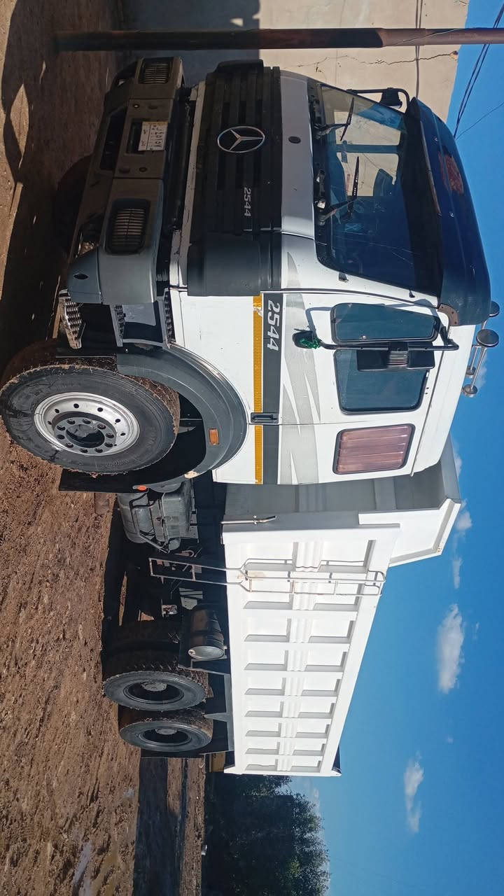 البي موديل 95 مكينه 38دبل تيربو كير 210 مجموعة جيئف ***********
