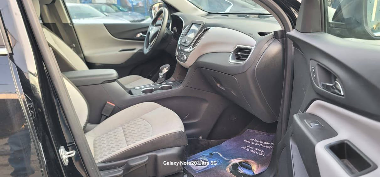 شيفروليه إكونكس  ٢٠٢٤ (دخول جديد )– فول مواصفات (ماعدا الفتحة) جديده جدا جدا
المواصفات:

 • كشنات تدفئة (Heated Seats)

 • رادار أمامي

 • رادارات جانبية

 • رادار خلفي

 • حساسات أمامية

 • حساسات خلفية

 • لون خارجي: أسود Black

 • داخلية وكالة: أبيض × أسود

 • حادث: حانبي مرفق بالصور 

 • بجم كبس

 • سيارة دخول جديد

 • مشمولة بقانون الشهداء (مرقمة واسط شهداء)
حجز مده قليله (سنتين فقط) (متعهد بالتحويل والوكاله العامة) 

تفاصيل /السعر ١٤٥  وبيه مجال  

للاستفسار *********** واتساب /اتصال
