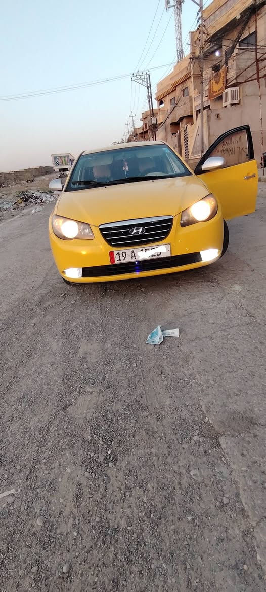 السلام وعليكم ورحمة الله وبركاته من رخصت صاحب الكروب سيارة افانتي للبيع الموديل 8 رقمها كربلاء واني الشرعي وبيها كبون إلكتروني وشرط التحويل مكينا 16دكشن عالي شرط وكير  السعر 90  وبيها مجال هياء وقرامات صفر  ***********
