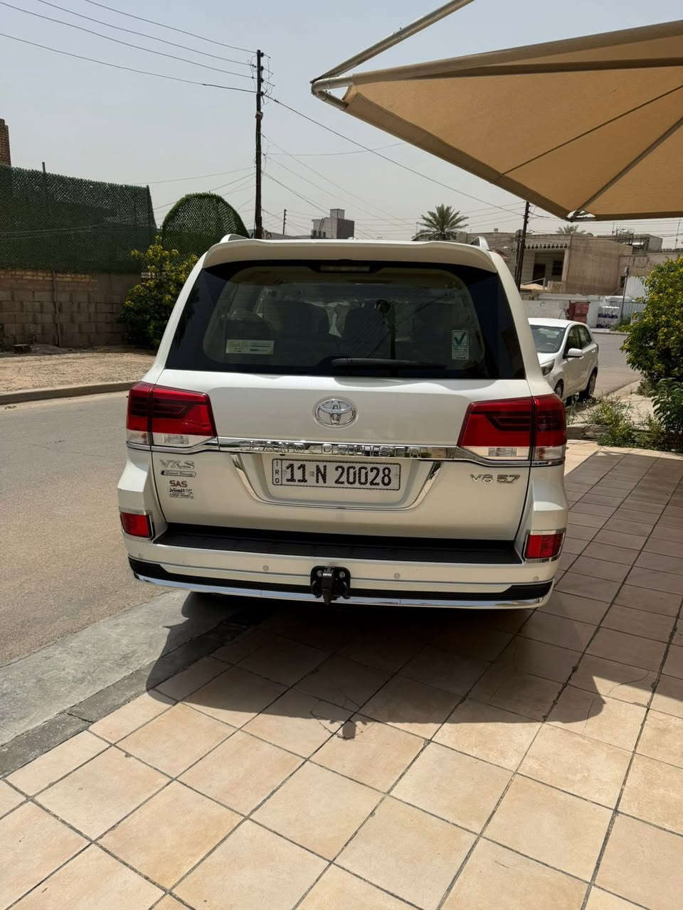 السلام عليكم 
لاند اكروز  2019 
فئه Gxr
مكينه v8.  4600
السياره ماشيه 65000
 السياره كفاله  
معروفه مواصفات Gxr 
 السياره مكانها بغداد
 رقم الهاتف :***********
سعر السياره. 530$
