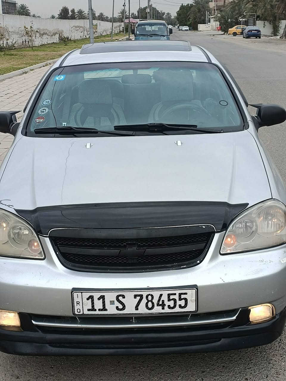 السلام عليكم شباب 
سيارة دايو لاستي2007 السيارة بدون حادث بيهة مكانات صبغ  اثر جراد وشويه تلحيظات كلهن مكملهن وجاهزات مثل مموضح بالفيديو سيارة جاهزة على اخر حبه تخم تاير جديد صدر امامي خلفي كله 100 /100 تدفئه تبريد منضومه كامله جديدة من فريز وراديتر امامي وكمبريسر وبواري مري شفط فتحه بانوراما أناره داخليه مثل مموضح بالفيديو كلشي شغال بيها سونار السياره موجود بانزين كله محسن مادايرلها عادي 
السيارة شاشه وكامرة بيهة منظومه بدي كت اصلي وسستم كامل من مري وسكوبات وشبقه بنيد كامل  وتروح وين متوديهة اني حاظر على شرط بيهة شلعه ماشاء الله السيارة مال جناي مو بياع شراي  واي تفاصيل اتصل على هذا الرقم تعليقات ما ارد عليهة
بي واتس متواجد من ٥ العصر فما فوق عنواني بغداد الجديد 
***********
