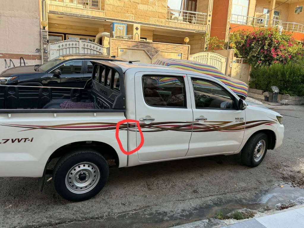Toyota Hilux 2013
تۆیۆتا شریکە جیهان ٢٠١٣ (348000) كيلؤمةتر رۆیشتوە گێر عادی سەیارەکە  يةك دةسته لة٢٠١٣ لةلاي باوكمة سةيارةي معرةز نية   كيرو مةكينة بةشةرت كيرو مةكينة نةكرايتةوة 
سةيارة ديارة يةك اوةي نيشانم كردوة هةر اوةندةي هةية سةيارةكة جوانة خاوينة
سعري 179 كةميك مةجال 
رقم تلةفؤن *********** أربيل, العراق
