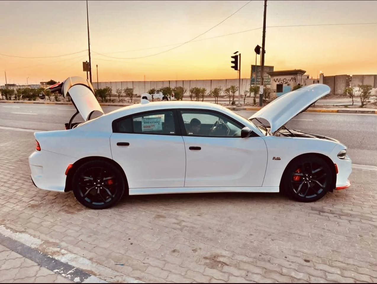 السلام عليكم
جارجرGT مديل 2019
رقم بغداد 
سيارة جديده كلش ماشي 68 م
وارد امريكي حادث خفيف كلش بدون دواخل جاملغ مبدل ومصبوغ 
سعر 225 وبيها مجال 
مكاني بصرة


**إذا كنت صاحب هذا الإعلان وتريد حذفه لأي سبب، رجاءا أرسل رسالة إلى الدعم الفني**