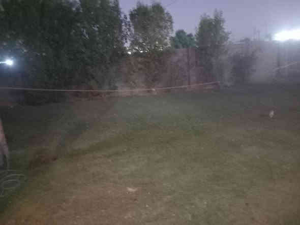 السلام عليكم بيا للبيع في تقاطع النهروان قريه زين العابدين عليه السلام 
يتكون من! 
ثلاث غرف✅

صاله كبيره✅

مطبخ حار بارد✅

هول ✅

واستقبال✅

ومساحه كبيره ✅

حديقه اماميه خلفيه✅

البيت كامل كامل متكامل من

سيراميك وماء وكهرباء 

البيت موقع حلو احلا موقع بلفرع

السعر مناسب جدا 

رقم *********** سيد احمد 

الموقع بغداد تقاطع النهروان اول جسر مشات مشروع المبطّن
