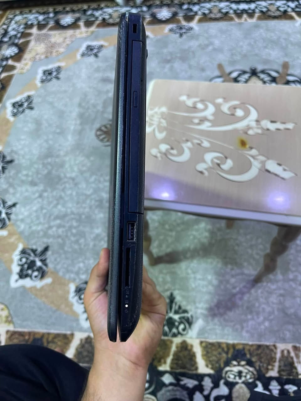 للبيع المواصفات موجوده بالصوره كور اي ٥ الجيل ال١٠ الحجم ١٥ السعر ٢٥٠ وبيه مجال رقم الهاتف ***********

