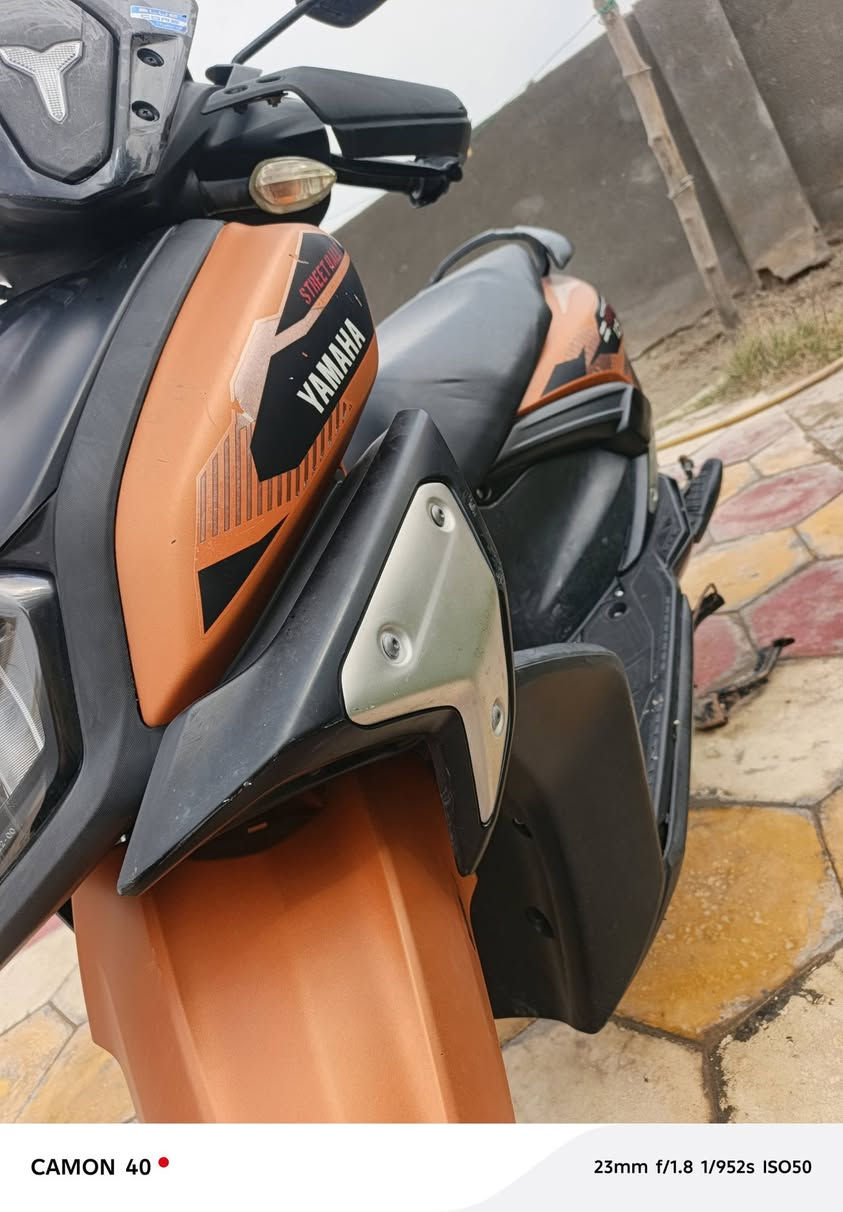 السلام عليكم zr للبيع مديل 22 اوراق كفاله عامه دراجه تخبل سعره 2 و300 وبيه مجال لشراي  كل نقص ما بيه
وهذه رقم ***********
