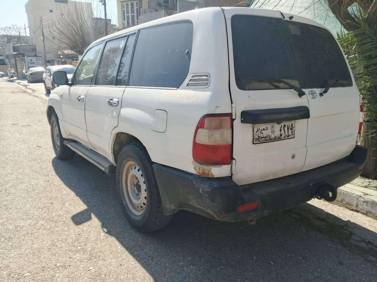 مؤنيكا بؤ فرؤشتن
مؤديل 2004
ده شپول به رز 
كيرو مه كينه ى به شه رت
عام بؤياخه 
ئارم دهؤكه 
78كه ميك مه جال 
***********
***********
