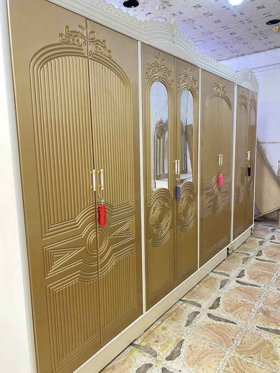 غرفه صاج عراقي تصميم تركي تزكام ملحق طابقين استخدام قليل 
العنوان بغداد 
1350 متوفر توصيل


**إذا كنت صاحب هذا الإعلان وتريد حذفه لأي سبب، رجاءا أرسل رسالة إلى الدعم الفني**