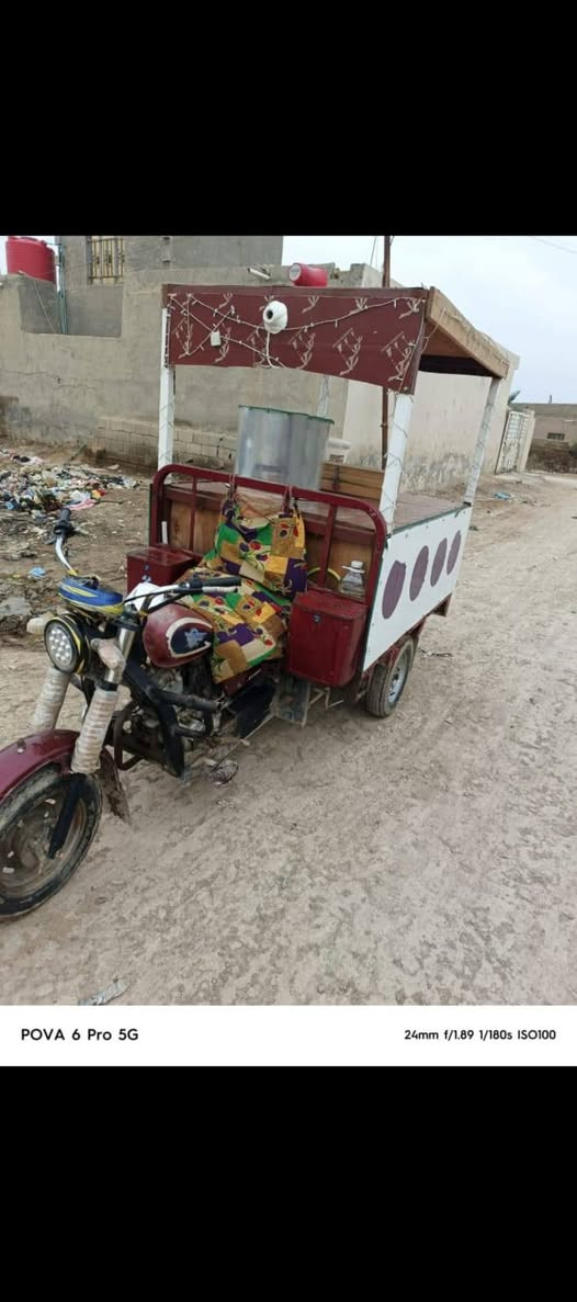 السلام عليكم ستوته شعر بنات للبيع 1400وبيها مجال بس جيب مولد وشغل المكان كوت ***********
