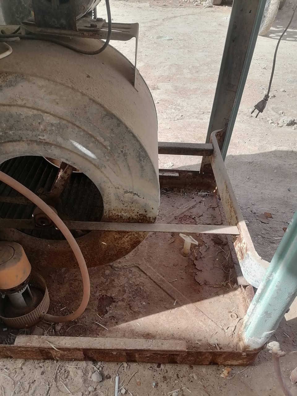 للبيع مبردة نص عمر ويمكن ماطورهة مايشتغل يمكن بالواير قطع وحوضهة ما مزروف مكاني ام الخيل


**إذا كنت صاحب هذا الإعلان وتريد حذفه لأي سبب، رجاءا أرسل رسالة إلى الدعم الفني**