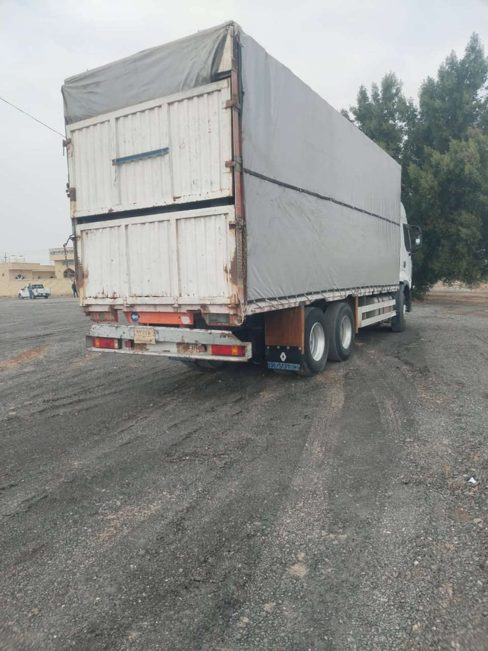 بدي لبيع طول 8ارتفاع 3
***********اتصل
