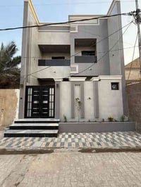 دار للبيع مساحة 140م حي الجامعه شارع 10 بناء طابقين حديث 2025 4 غرف نو...