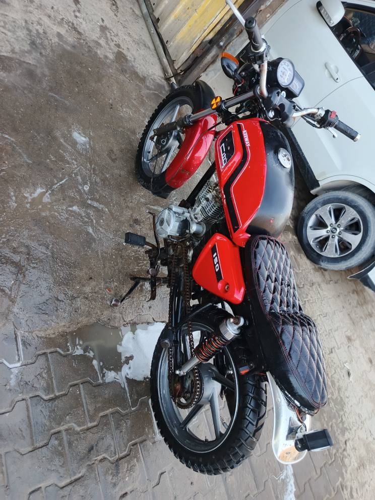 دراجه كيواي ايطالي اوراق كهربائيات كلها شغاله جاهزه لتسجيل مكينه 150مكاني تنومه شط العرب سعر 900 البصرة, العراق


**إذا كنت صاحب هذا الإعلان وتريد حذفه لأي سبب، رجاءا أرسل رسالة إلى الدعم الفني**