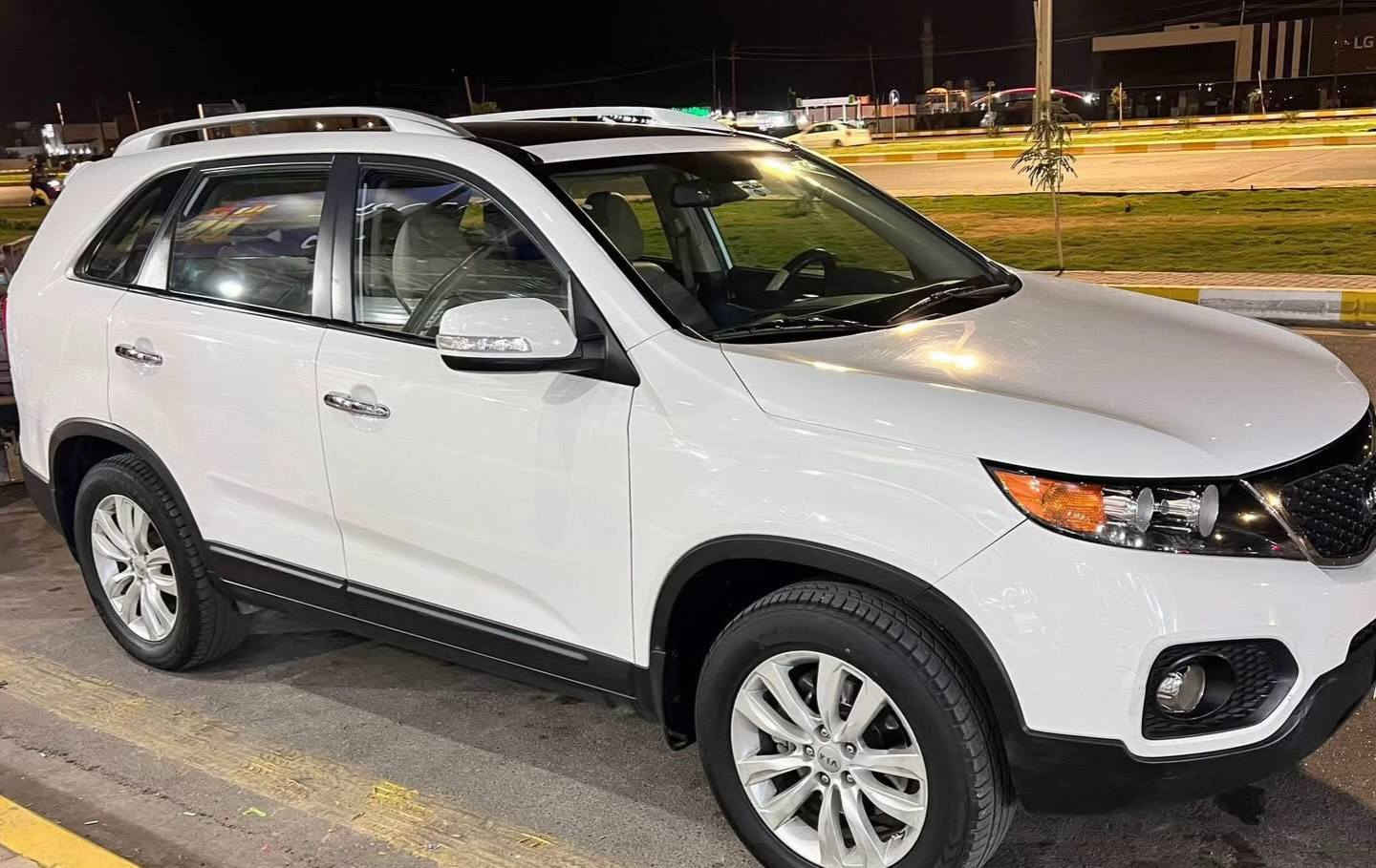 للبيع.....    كيا سورينتو موديل 13فول موصفات رقم اربيل سنويه ساقطه محرك 6v السياره بدون ضرر بدون صبغ بدون معجون بيها ٣اشخوط صغيره الشراي يتصل ***********
