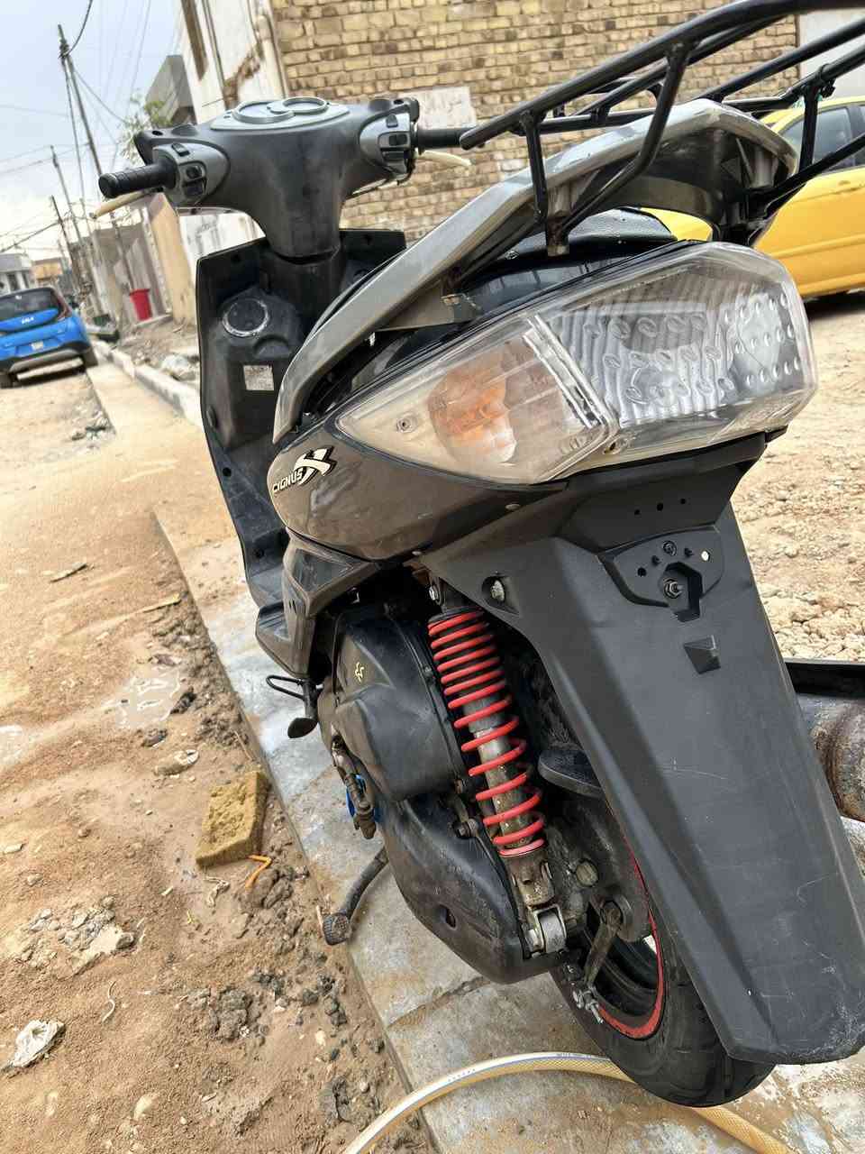 سلام عليكم متاح دراجه سكنس فحل كابريته دراجه مامفتوحه جيب فيتر وتعال افحص اكفله الك كفاله من معدل شلعه  اليعجبك المو شراي لايتصل رجائن هذه رقمي ***********
