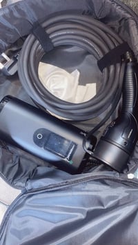 شاحن سيارة كهربائي • للبيع • اعلى سعر